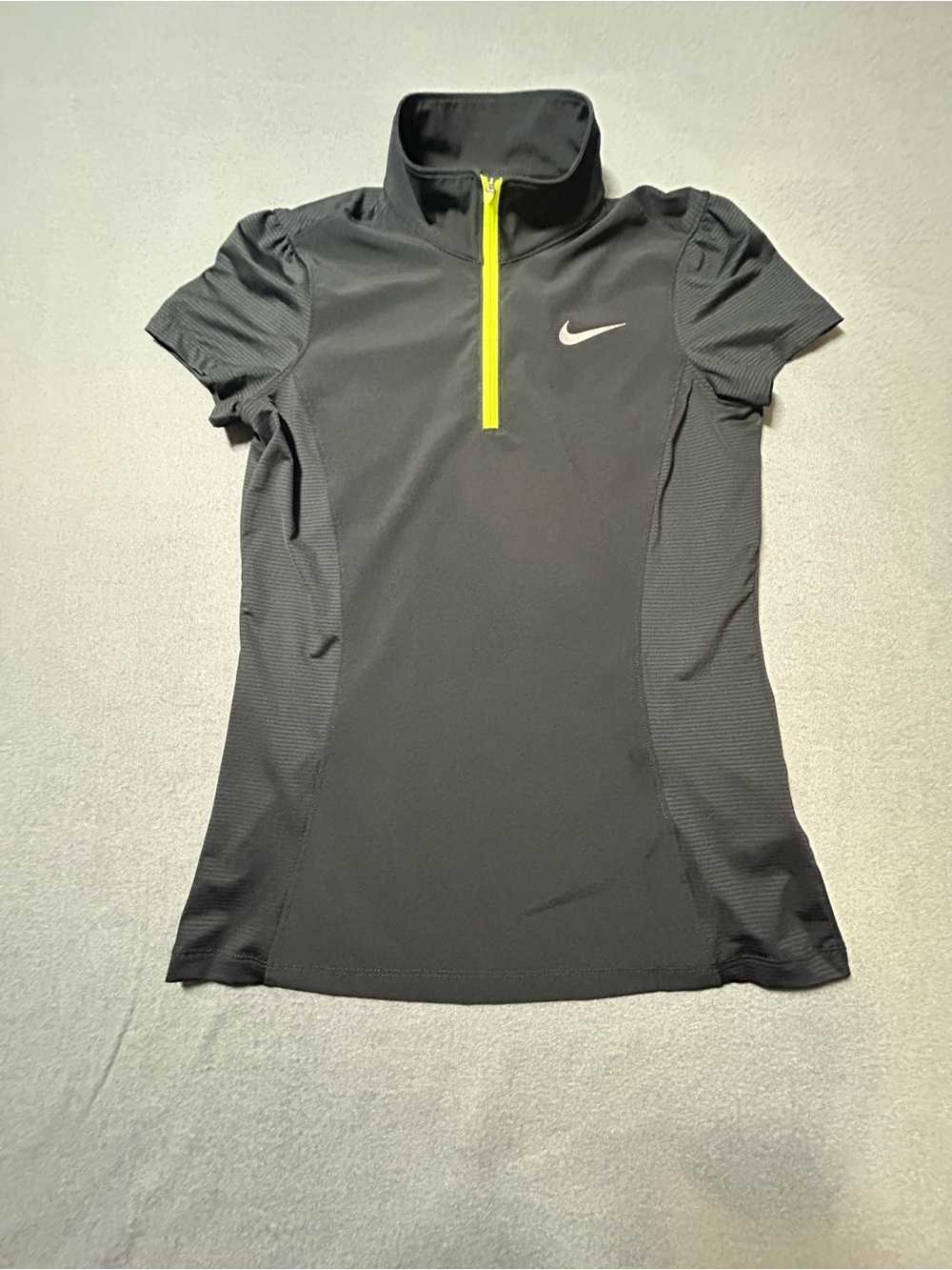 Nike Women's Black Short-Sleeve Zip-Front Athletic Top with Neon Yellow Zip